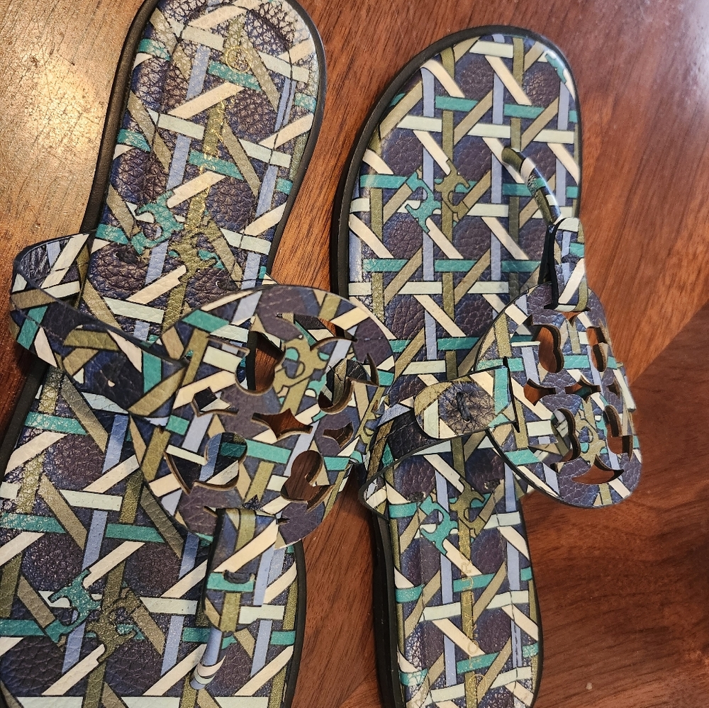 Tory Burch - Picture 4 of 7